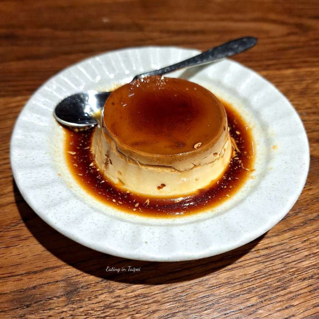 Cura pizza caramel pudding