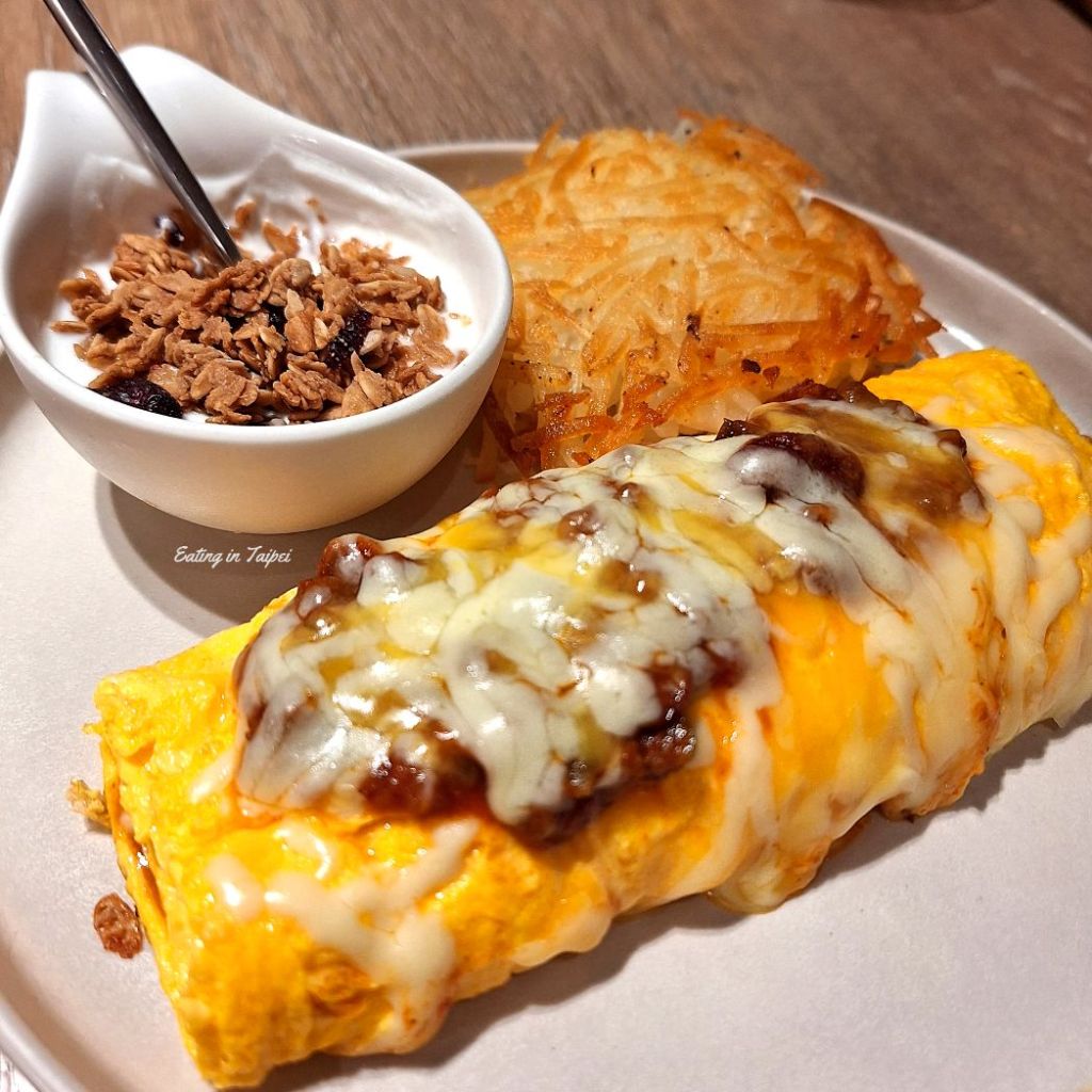 M one cafe Mexican omelet