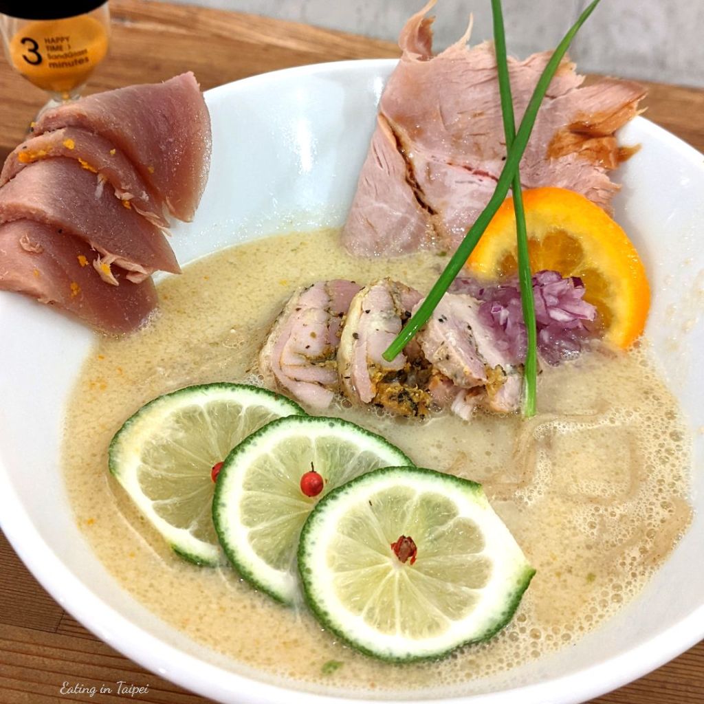 Shinn ramen fish base